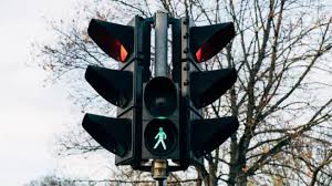 DCT Perusahaan Rekomendasi Pemasangan Traffic Lamp