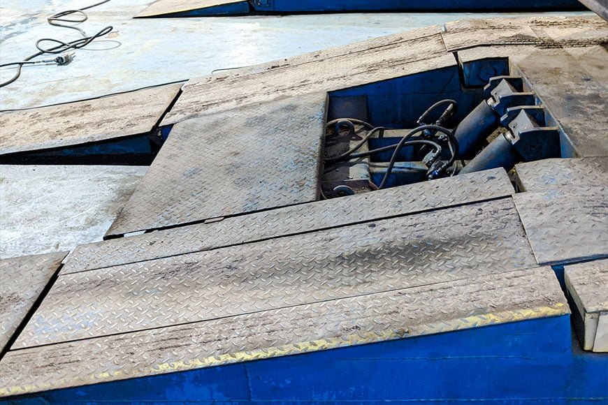 Bagaimana Cara Melakukan Penimbangan dengan Jembatan Timbang Truk?