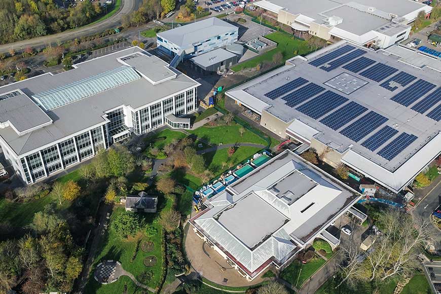 Manfaat-Penggunaan-Solar-Panel-Surya-untuk-Berbagai-Kebutuhan-Insdustri