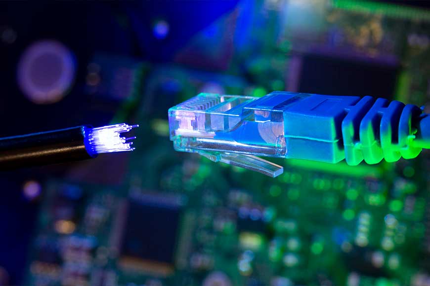 Mengenal Komponen Fiber Optik dan Manfaatnya