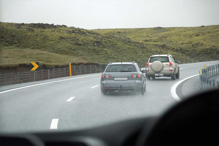 Peraturan-Terbaru-Mengemudi-di-Jalan-Tol