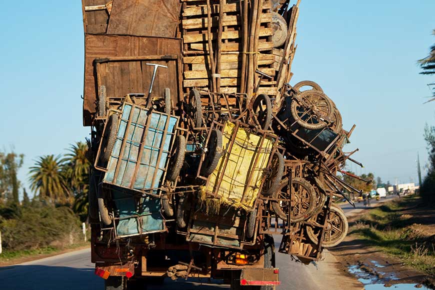 Mengenal-Kendaraan-ODOL-dan-Resikonya-bagi-Pengguna-Jalan-DCT