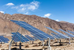 Solar Power System Pertambangan: Manfaat, Kapasitas, Jumlah Panel, Instalasi, dan Pemeliharaannya