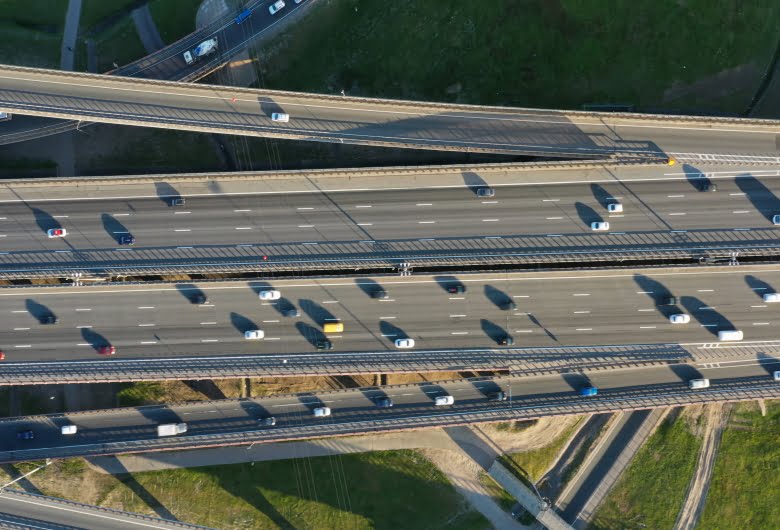 Keunggulan-dan-Kegunaan-Emergency-Call-Box-dalam-Sistem-Keamanan-Jalan-DCT-2