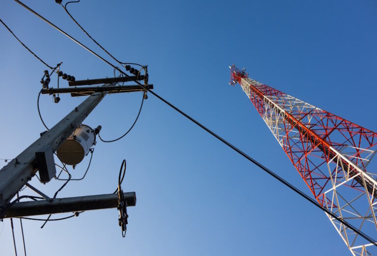 Peran-Perusahaan-Telekomunikasi-untuk-Pemerataan-Teknologi-Skala-Besar-DCT