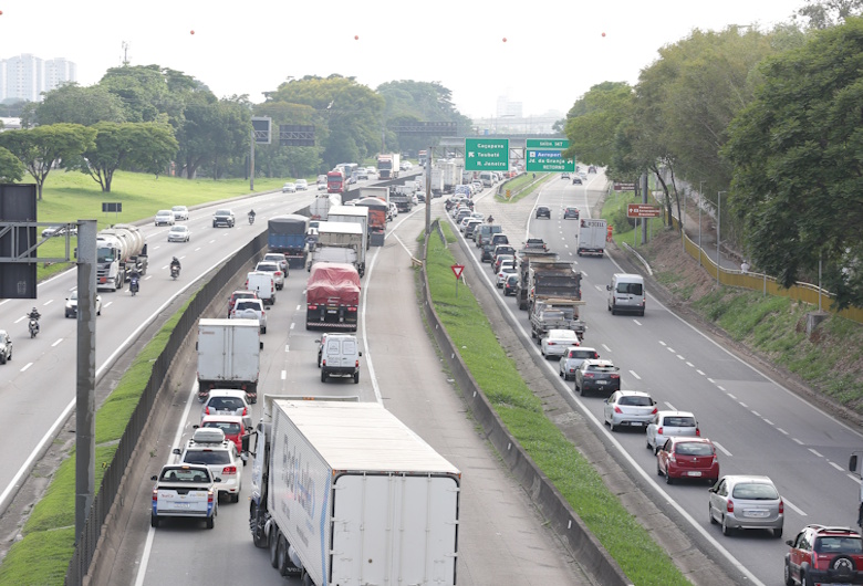 Pengawasan-ODOL-Semakin-Ketat-Berkat-Sistem-E-Tilang-Terintegrasi-DCT-1.