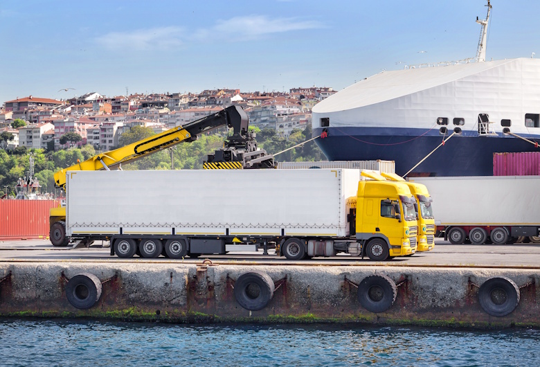 Optimalisasi-Pengawasan-ODOL-untuk-Menjaga-Infrastruktur-Pelabuhan-DCT-2