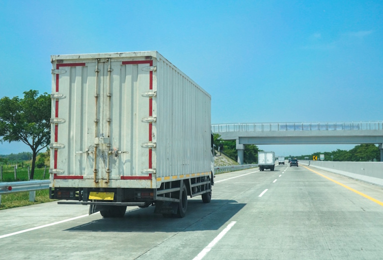 Menerapkan-Strategi-Logistik-Bebas-ODOL-demi-Operasional-yang-Aman-dan-Legal-DCT-2