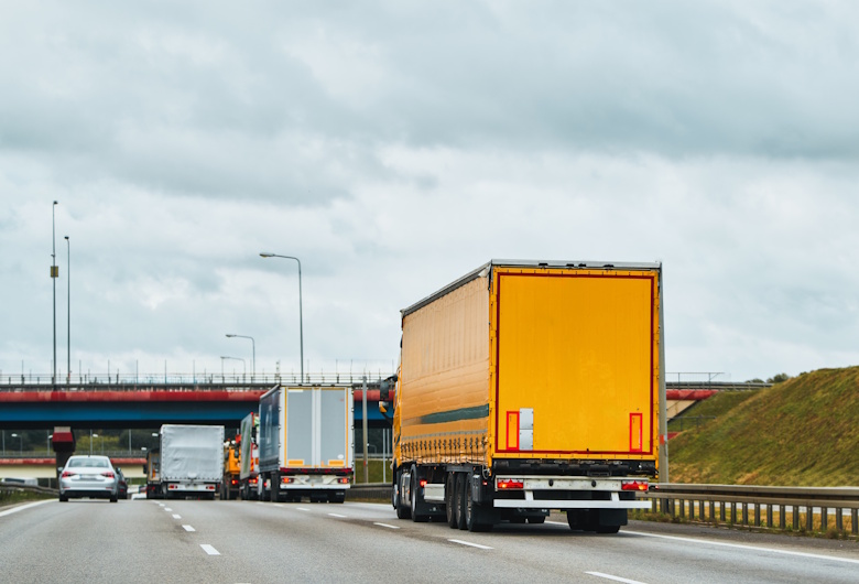 Upaya-Pemerintah-Mewujudkan-Indonesia-Bebas-ODOL-pada-Tahun-2026-DCT-2