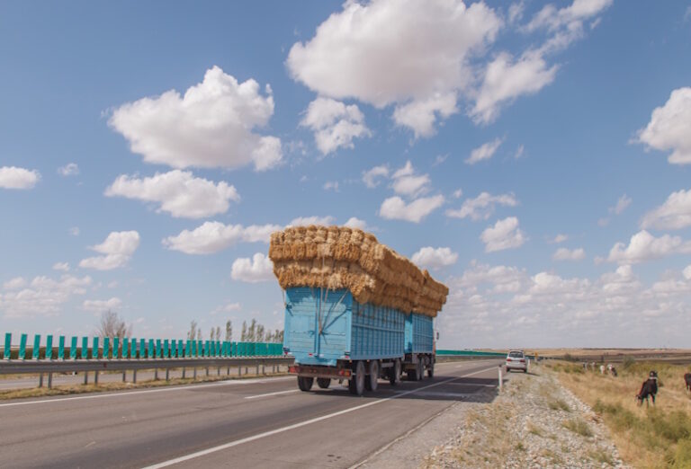 Implementasi-Aturan-ODOL-Terbaru-Dukung-Program-Jalan-Bebas-ODOL-DCT-1.